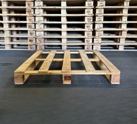 35 Palette bois légère 120x100cm