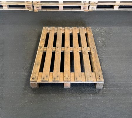 48 Palette bois demi-lourde 80x120cm